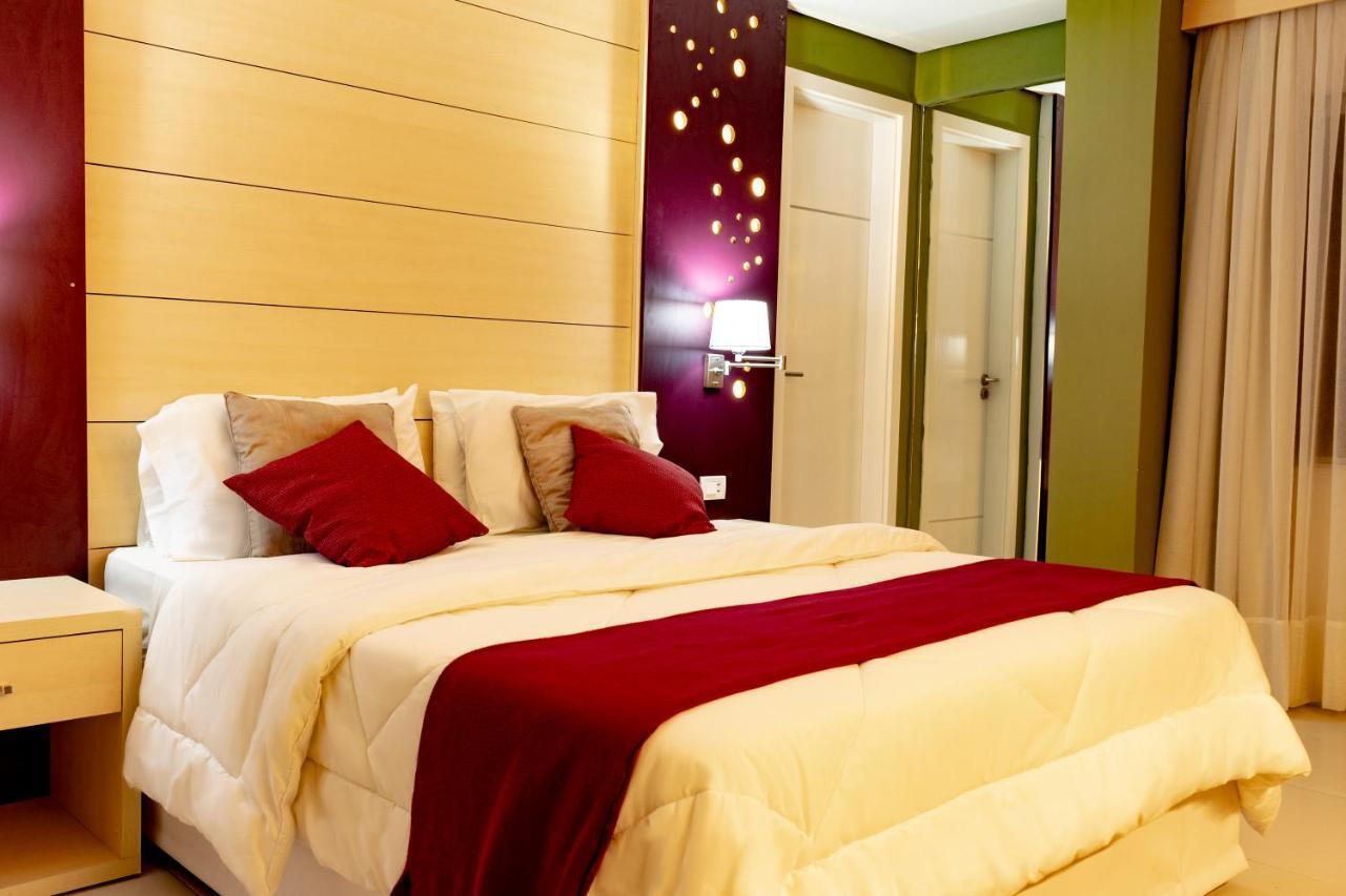 Hotel Los Alpes Cipreses Асунсьон Экстерьер фото